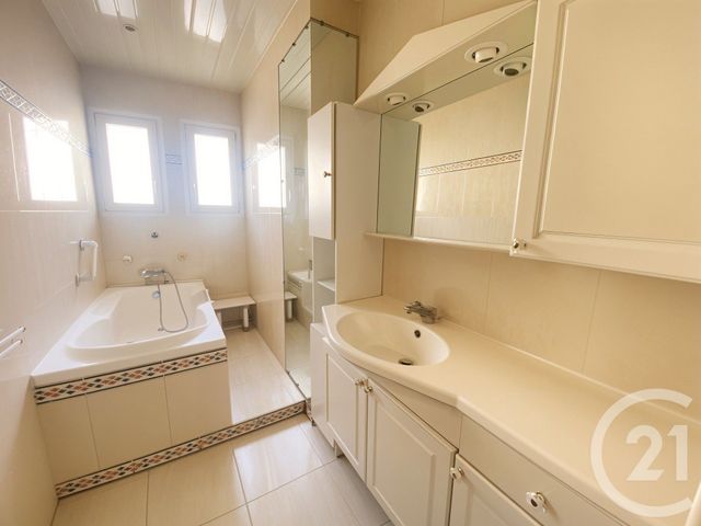 maison à vendre - 3 pièces - 100.2 m2 - BEGLES - 33 - AQUITAINE - Century 21 A.M.L.