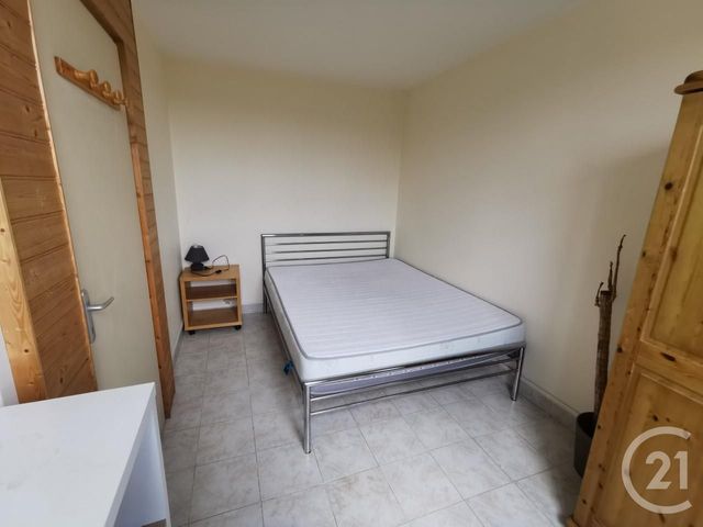 Afficher la photo en grand Appartement F4 à vendre - 4 pièces - 66.25 m2 - VILLENAVE D ORNON - 33 - AQUITAINE - Century 21 A.M.L.