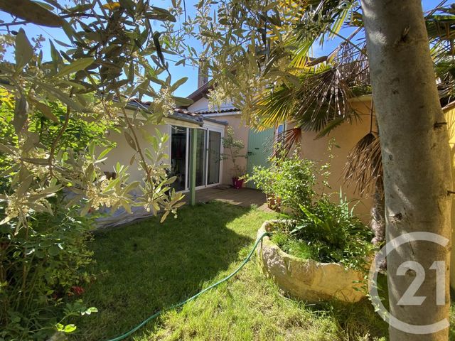 maison à vendre - 3 pièces - 93.77 m2 - BEGLES - 33 - AQUITAINE - Century 21 A.M.L. maison à vendre - 3 pièces - 93.77 m2 - BEGLES - 33 - AQUITAINE - Century 21 A.M.L.
