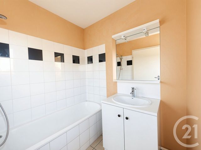 Appartement T2 à vendre - 2 pièces - 49.0 m2 - BEGLES - 33 - AQUITAINE - Century 21 A.M.L.