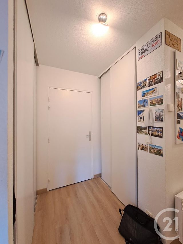 Appartement F3 à louer - 3 pièces - 55.11 m2 - BEGLES - 33 - AQUITAINE - Century 21 A.M.L.