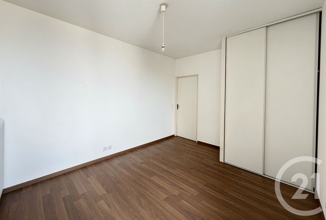Appartement T2 à vendre - 2 pièces - 41.8 m2 - BEGLES - 33 - AQUITAINE - Century 21 A.M.L.