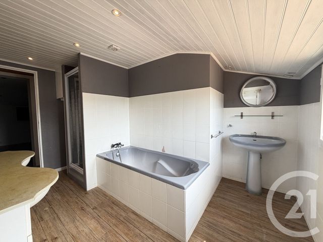 maison à vendre - 6 pièces - 120.0 m2 - BEGLES - 33 - AQUITAINE - Century 21 A.M.L.