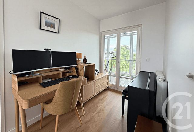 Appartement F4 à vendre - 4 pièces - 112.0 m2 - BEGLES - 33 - AQUITAINE - Century 21 A.M.L.