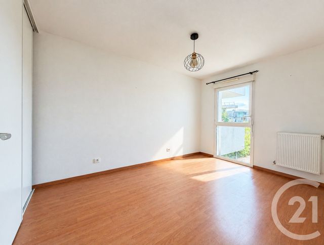 Appartement T3 à vendre - 3 pièces - 62.0 m2 - BEGLES - 33 - AQUITAINE - Century 21 A.M.L.