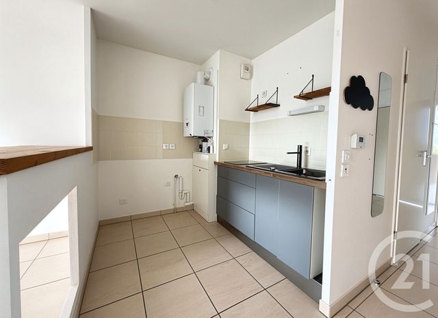 Appartement T3 à vendre - 3 pièces - 62.0 m2 - BEGLES - 33 - AQUITAINE - Century 21 A.M.L.
