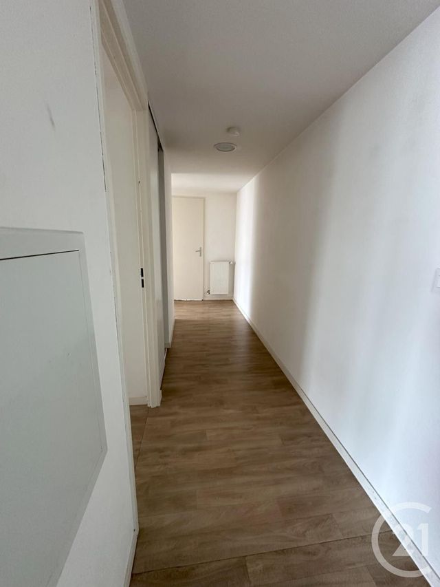 Appartement T3 à vendre - 3 pièces - 60.0 m2 - BEGLES - 33 - AQUITAINE - Century 21 A.M.L.