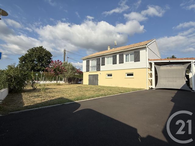 maison à vendre - 5 pièces - 107.5 m2 - ST MEDARD D EYRANS - 33 - AQUITAINE - Century 21 A.M.L.