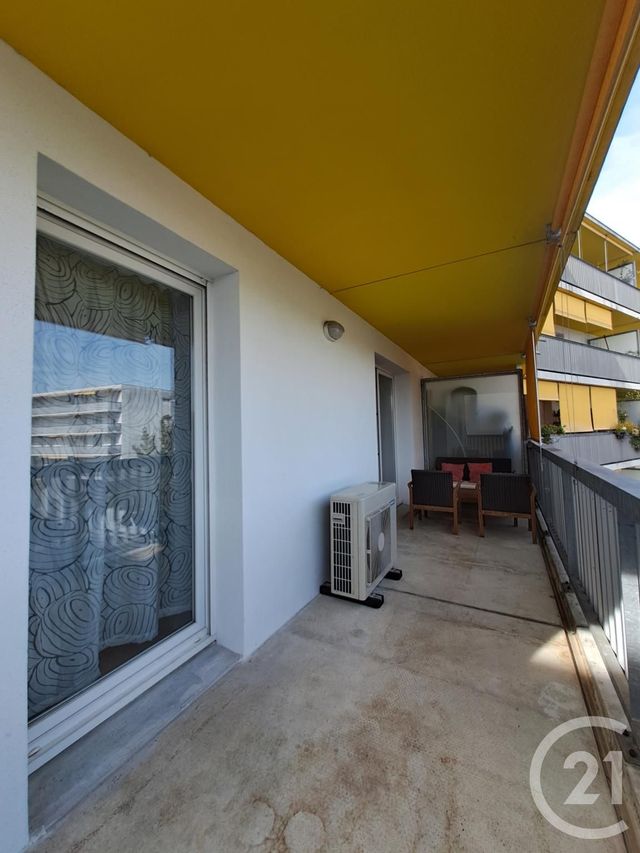 Appartement T2 à louer - 2 pièces - 42.0 m2 - BEGLES - 33 - AQUITAINE - Century 21 A.M.L.