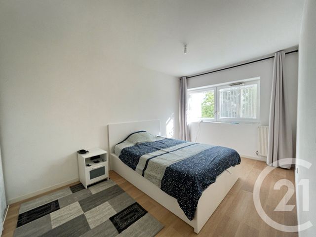 Appartement T3 à vendre - 3 pièces - 58.6 m2 - BEGLES - 33 - AQUITAINE - Century 21 A.M.L.