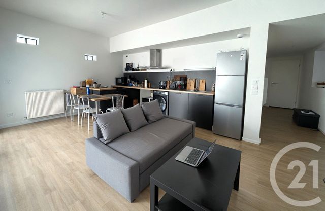 Appartement T3 à vendre - 3 pièces - 58.6 m2 - BEGLES - 33 - AQUITAINE - Century 21 A.M.L.
