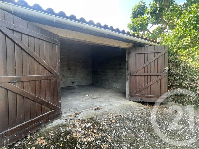 Appartement T4 à vendre - 4 pièces - 72.8 m2 - BEGLES - 33 - AQUITAINE - Century 21 A.M.L.