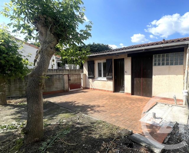 Appartement T4 à vendre - 4 pièces - 72.8 m2 - BEGLES - 33 - AQUITAINE - Century 21 A.M.L.