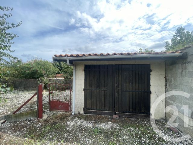 Appartement F2 bis à vendre - 3 pièces - 57.2 m2 - BEGLES - 33 - AQUITAINE - Century 21 A.M.L.