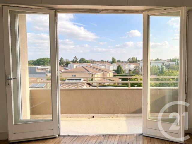 Appartement T3 à vendre - 3 pièces - 71.68 m2 - BEGLES - 33 - AQUITAINE - Century 21 A.M.L.