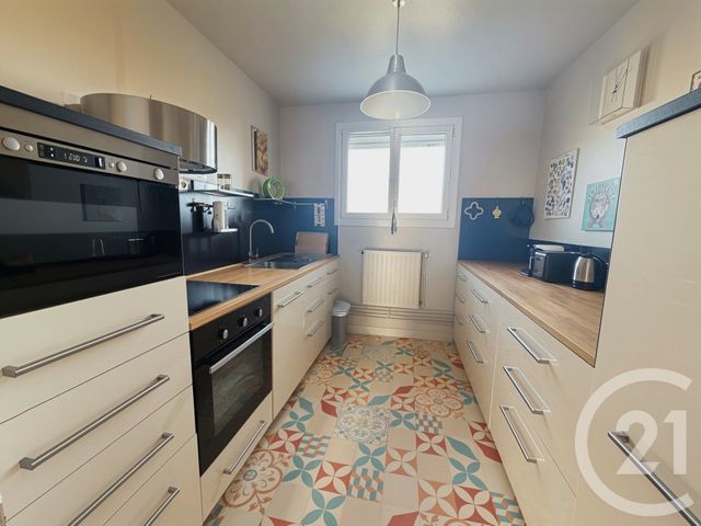 Appartement T3 à vendre - 3 pièces - 72.0 m2 - BEGLES - 33 - AQUITAINE - Century 21 A.M.L.