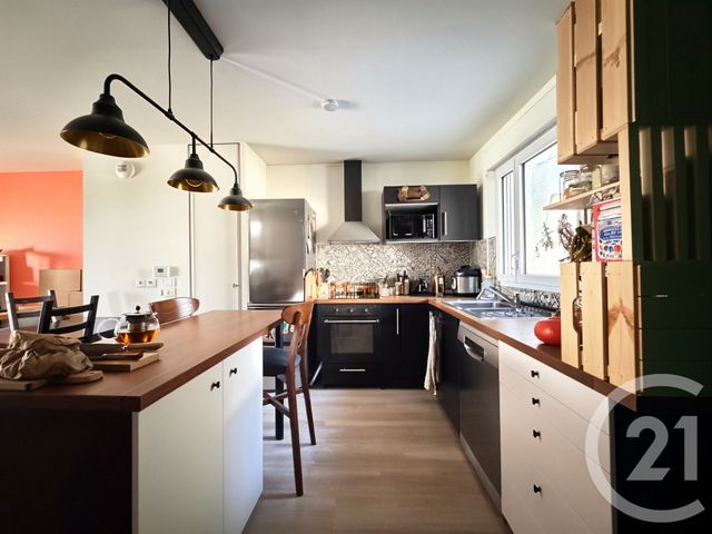 Appartement T3 à vendre - 3 pièces - 64.47 m2 - BEGLES - 33 - AQUITAINE - Century 21 A.M.L.