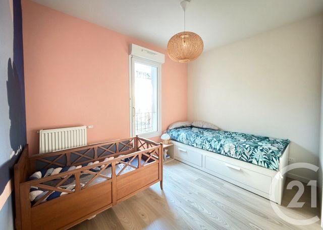 Appartement T3 à vendre - 3 pièces - 64.47 m2 - BEGLES - 33 - AQUITAINE - Century 21 A.M.L.