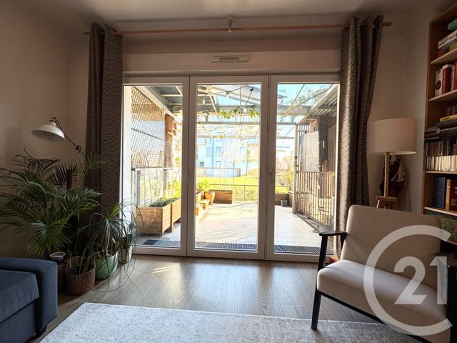 Appartement T3 à vendre - 3 pièces - 64.47 m2 - BEGLES - 33 - AQUITAINE - Century 21 A.M.L.