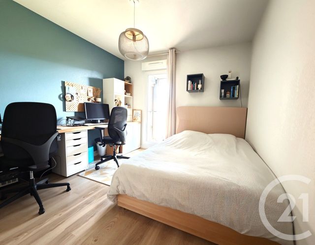 Appartement T3 à vendre - 3 pièces - 64.47 m2 - BEGLES - 33 - AQUITAINE - Century 21 A.M.L.