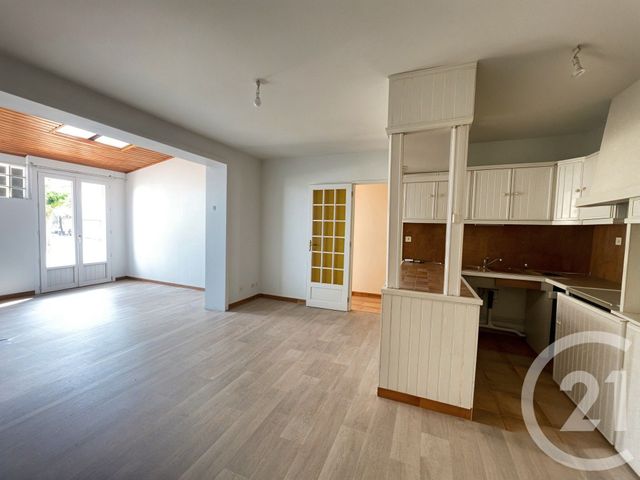 Afficher la photo en grand maison à vendre - 4 pièces - 72.8 m2 - BEGLES - 33 - AQUITAINE - Century 21 A.M.L.
