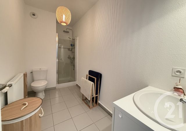 Appartement T2 à vendre - 2 pièces - 40.92 m2 - BEGLES - 33 - AQUITAINE - Century 21 A.M.L.