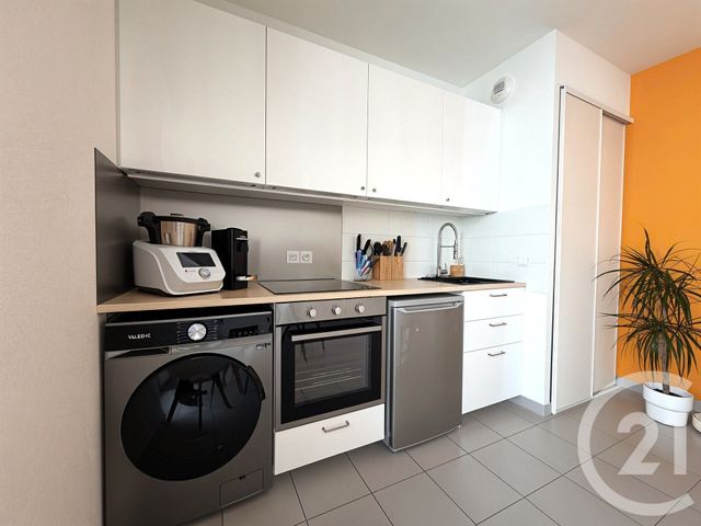 Appartement T2 à vendre - 2 pièces - 40.92 m2 - BEGLES - 33 - AQUITAINE - Century 21 A.M.L.