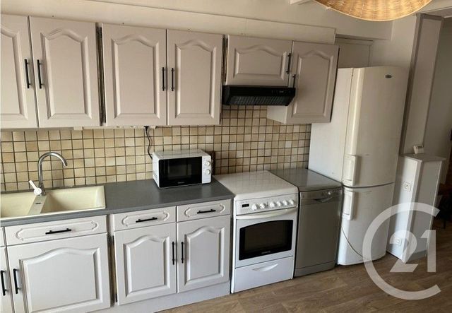 Appartement T2 à louer - 2 pièces - 45.0 m2 - BEGLES - 33 - AQUITAINE - Century 21 A.M.L.