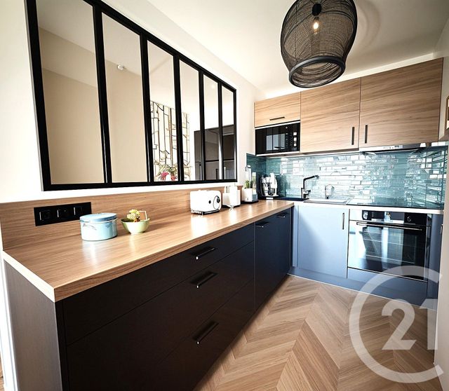 Appartement T3 à vendre - 3 pièces - 70.0 m2 - BEGLES - 33 - AQUITAINE - Century 21 A.M.L.