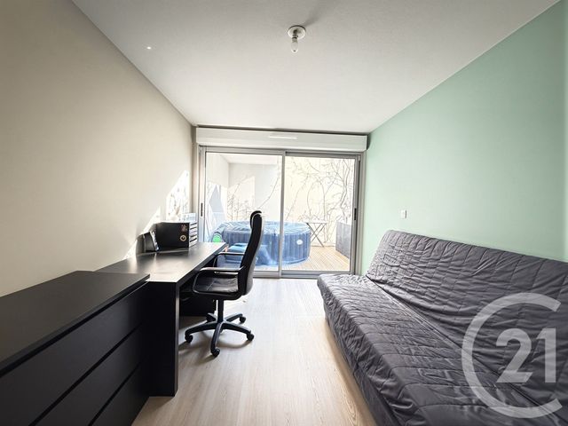 Appartement T3 à vendre - 3 pièces - 65.5 m2 - BEGLES - 33 - AQUITAINE - Century 21 A.M.L.
