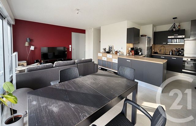 Appartement T3 à vendre - 3 pièces - 65.5 m2 - BEGLES - 33 - AQUITAINE - Century 21 A.M.L.