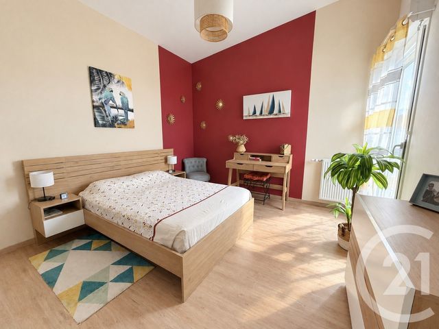 Appartement T4 à vendre - 4 pièces - 89.72 m2 - BEGLES - 33 - AQUITAINE - Century 21 A.M.L.