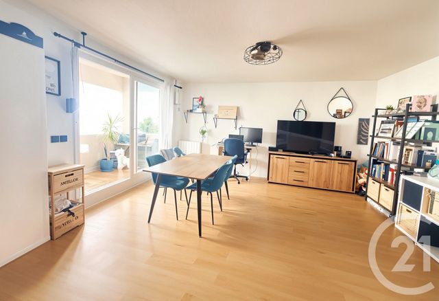 Appartement T3 à vendre - 3 pièces - 62.26 m2 - BEGLES - 33 - AQUITAINE - Century 21 A.M.L.