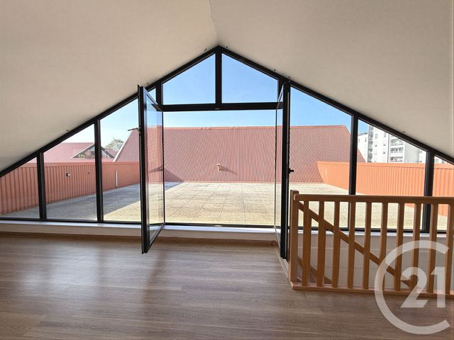 Appartement F4 à vendre - 4 pièces - 88.73 m2 - BEGLES - 33 - AQUITAINE - Century 21 A.M.L.