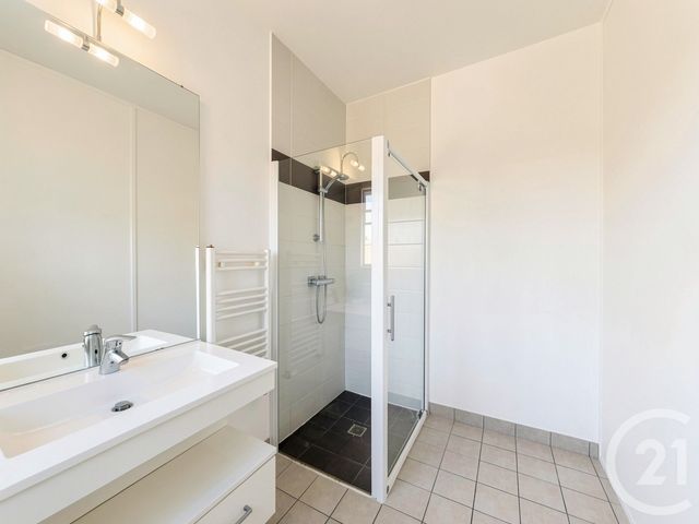 Appartement T3 à vendre - 3 pièces - 64.5 m2 - BEGLES - 33 - AQUITAINE - Century 21 A.M.L.