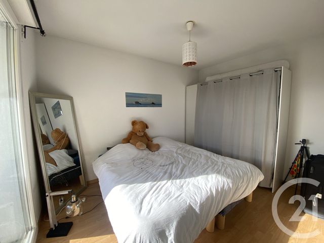 Appartement T2 à louer - 2 pièces - 42.0 m2 - BEGLES - 33 - AQUITAINE - Century 21 A.M.L.
