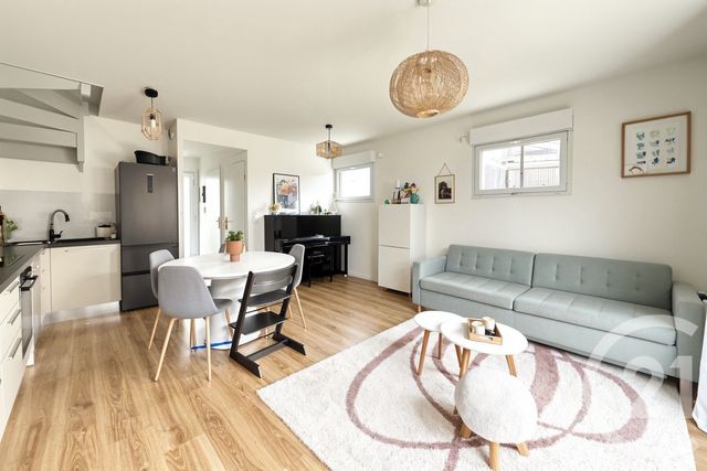 Appartement F3 à vendre - 3 pièces - 70.0 m2 - BEGLES - 33 - AQUITAINE - Century 21 A.M.L.