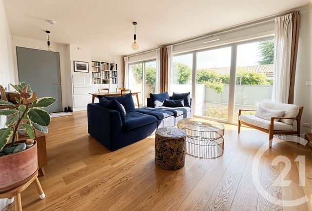 Appartement F4 à vendre - 4 pièces - 84.88 m2 - BEGLES - 33 - AQUITAINE - Century 21 A.M.L.