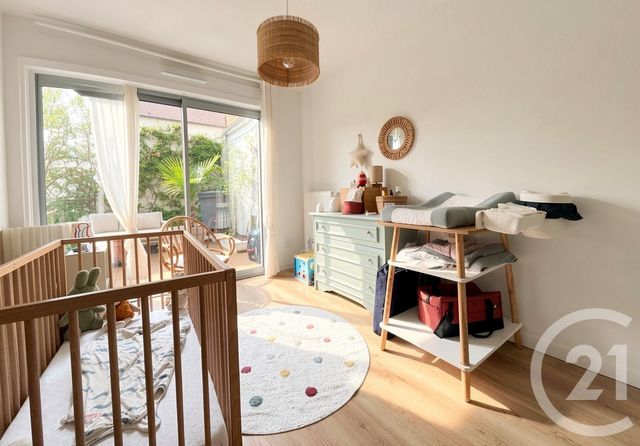 Appartement F4 à vendre - 4 pièces - 84.88 m2 - BEGLES - 33 - AQUITAINE - Century 21 A.M.L.