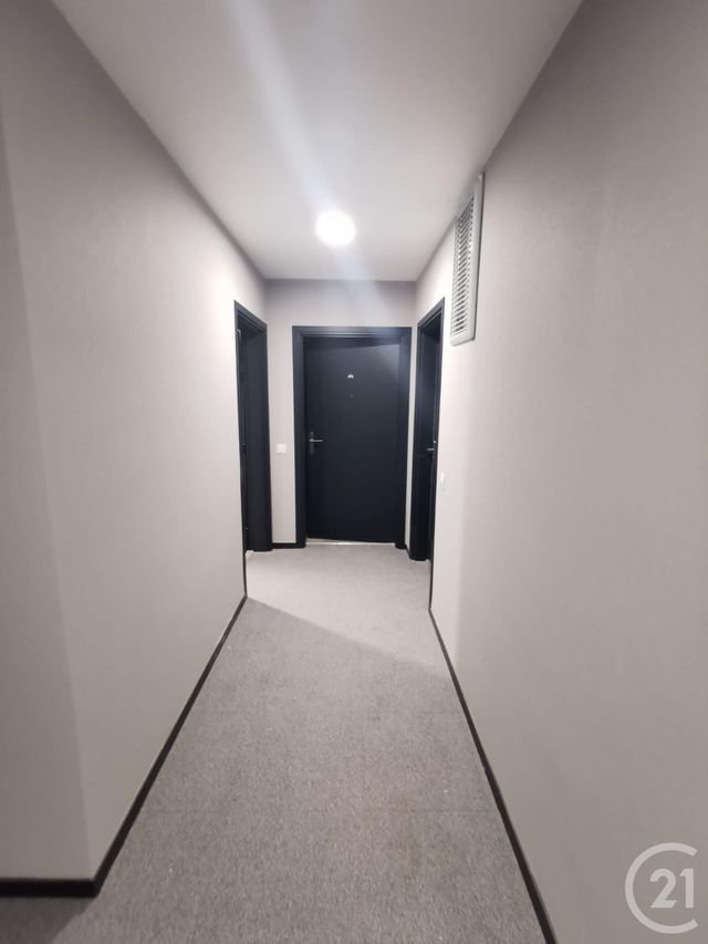 Appartement T3 à louer - 3 pièces - 65.25 m2 - BEGLES - 33 - AQUITAINE - Century 21 A.M.L.
