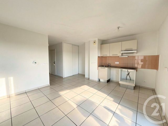 Appartement F4 à vendre - 4 pièces - 80.1 m2 - BEGLES - 33 - AQUITAINE - Century 21 A.M.L.