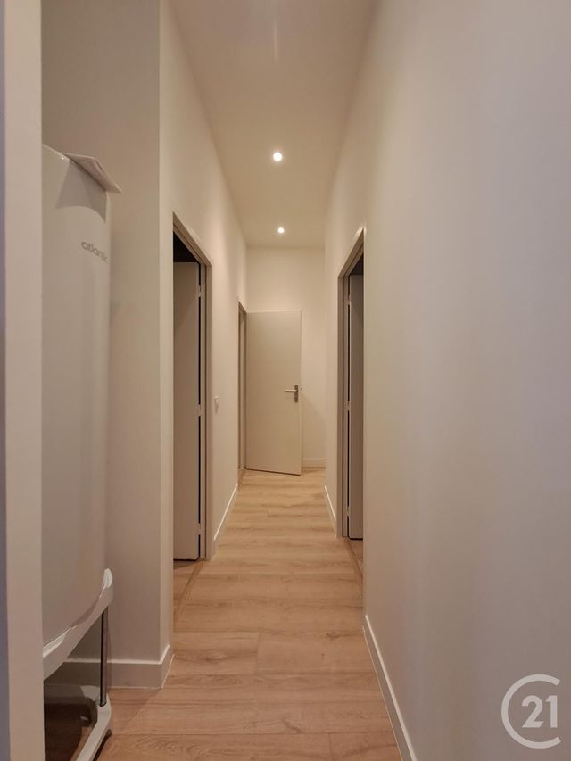 Appartement T3 à louer - 3 pièces - 65.3 m2 - BORDEAUX - 33 - AQUITAINE - Century 21 A.M.L.