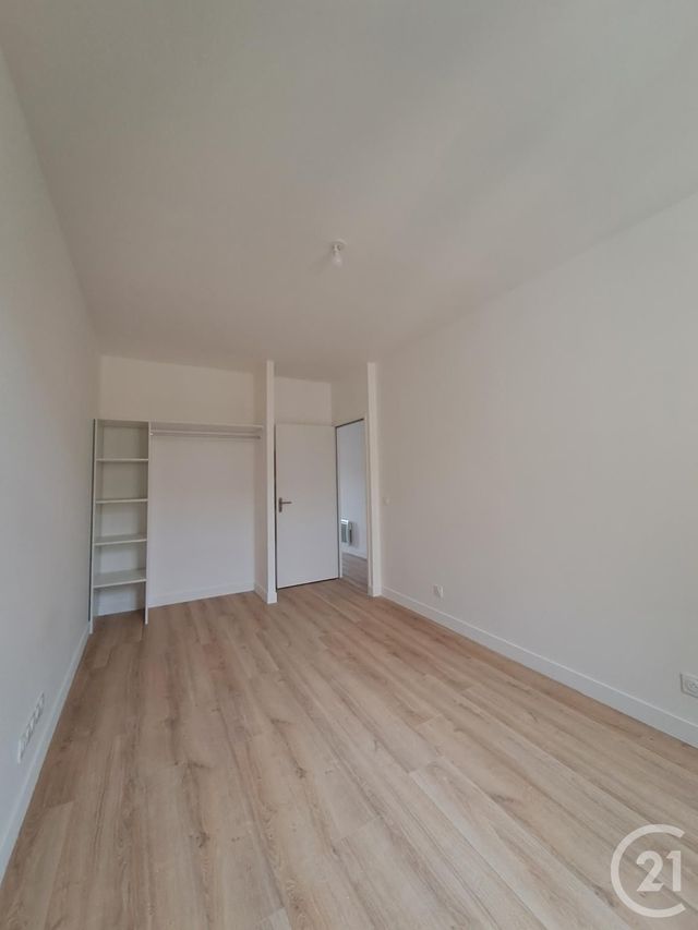 Appartement T3 à louer - 3 pièces - 65.3 m2 - BORDEAUX - 33 - AQUITAINE - Century 21 A.M.L.