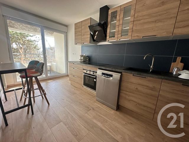 Appartement F3 à louer - 3 pièces - 12.0 m2 - BEGLES - 33 - AQUITAINE - Century 21 A.M.L.
