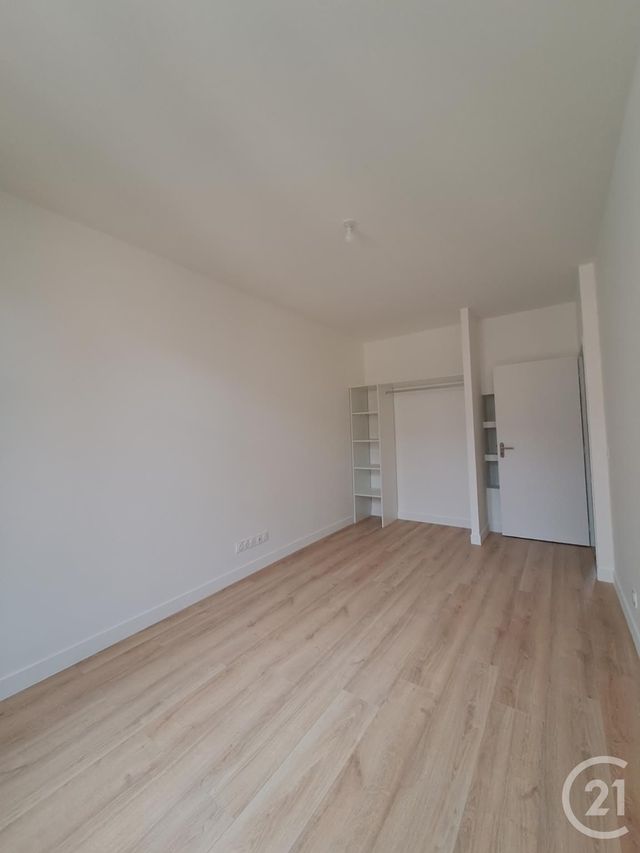 Appartement T3 à louer - 3 pièces - 66.5 m2 - BORDEAUX - 33 - AQUITAINE - Century 21 A.M.L.