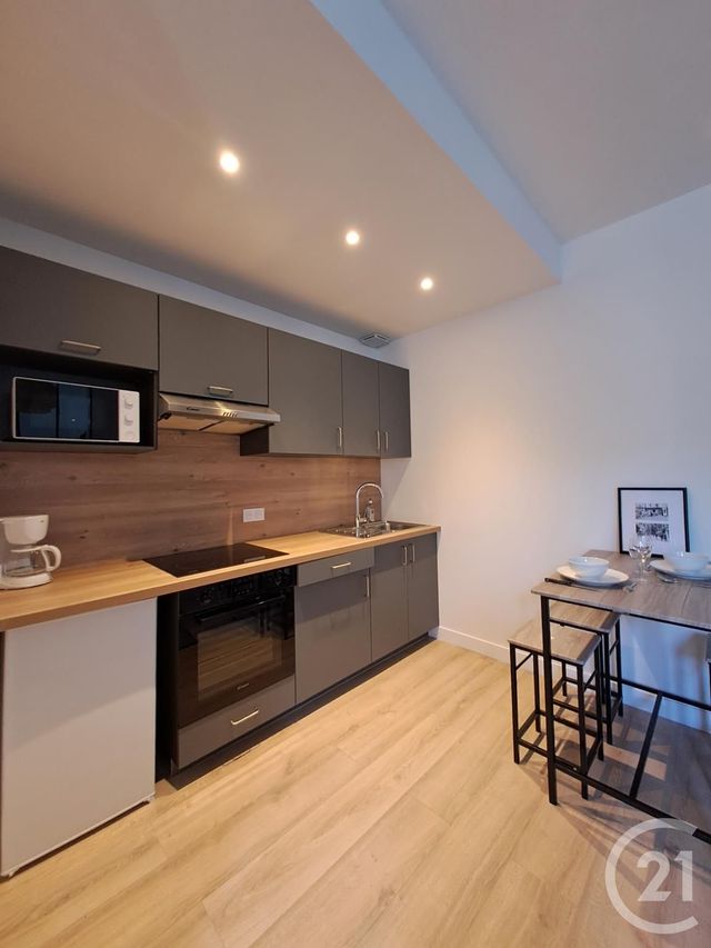 Appartement T2 à louer - 2 pièces - 30.7 m2 - BORDEAUX - 33 - AQUITAINE - Century 21 A.M.L.