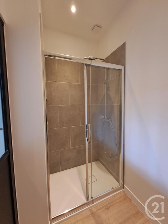 Appartement T2 à louer - 2 pièces - 30.7 m2 - BORDEAUX - 33 - AQUITAINE - Century 21 A.M.L.