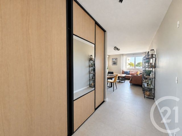 Appartement F3 à vendre - 3 pièces - 65.1 m2 - BEGLES - 33 - AQUITAINE - Century 21 A.M.L.