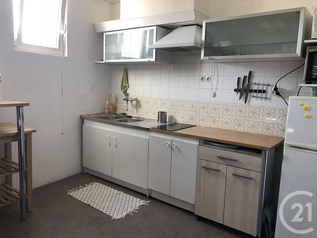 Appartement F2 à louer - 2 pièces - 47.35 m2 - BEGLES - 33 - AQUITAINE - Century 21 A.M.L.