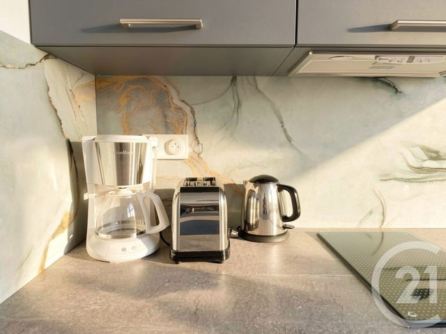 Appartement F2 à louer - 2 pièces - 53.5 m2 - BEGLES - 33 - AQUITAINE - Century 21 A.M.L.
